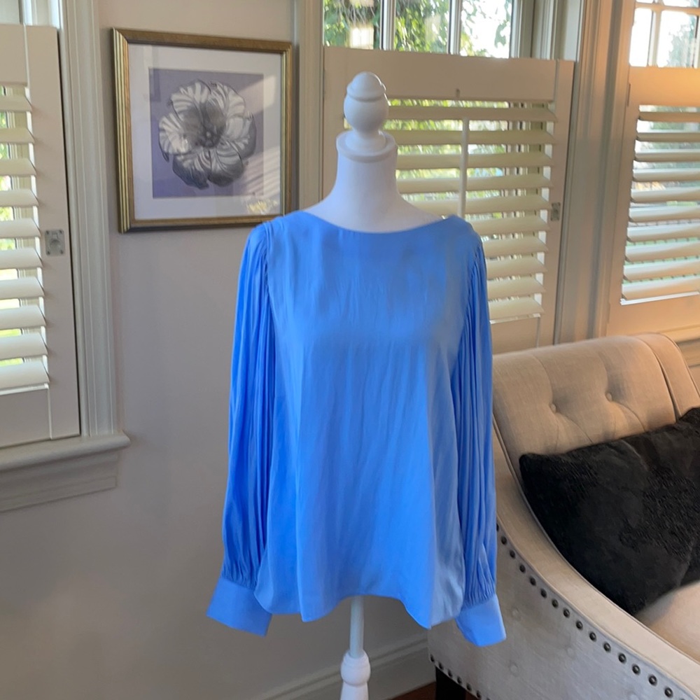 NWOT Gorgeous Lilly Pulitzer Maisel Top Blue Peri Color Large